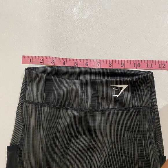 Gymshark Gray Black Patterned High Rise Leggings Size XS - Picture 3 of 7